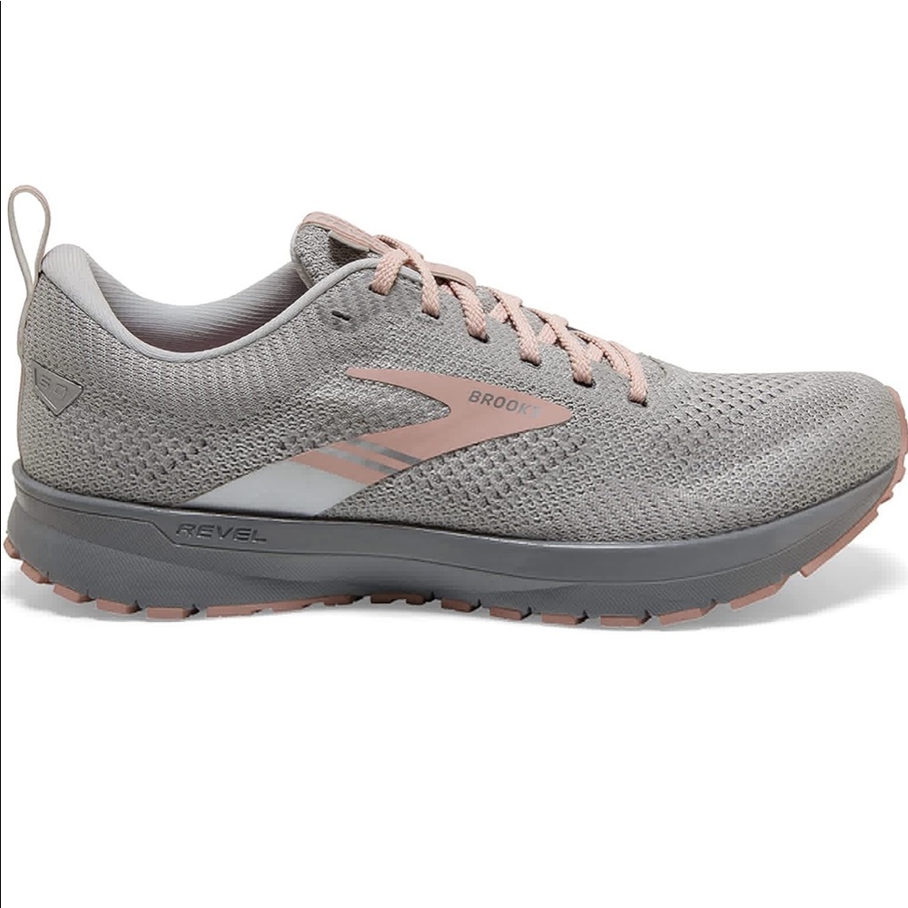 Women’s Brooks Revel 5